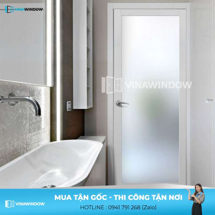 Cửa phòng tắm 1 cánh mở quay nhôm Xingfa trắng sứ tạo sự hòa hợp về màu sắc tổng thể của căn phòng