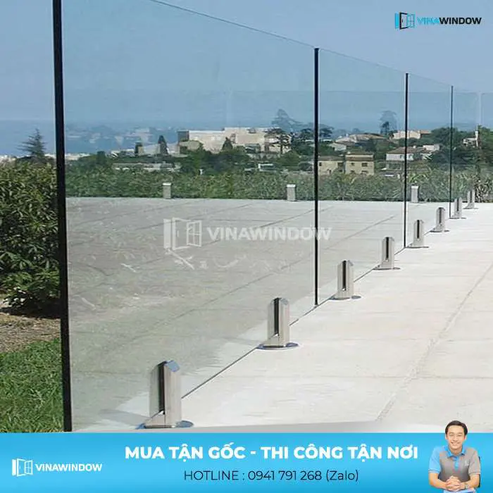 lan can kính không dùng trụ