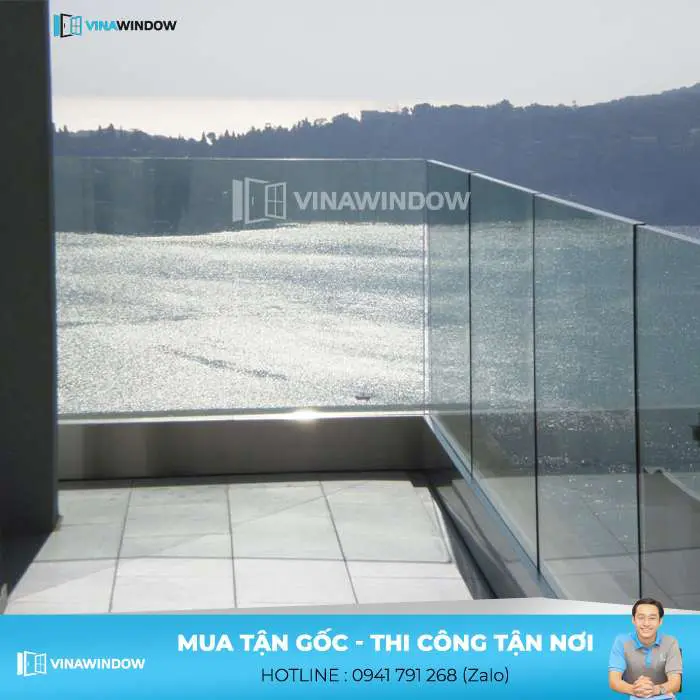 lan can kính không trụ ban công